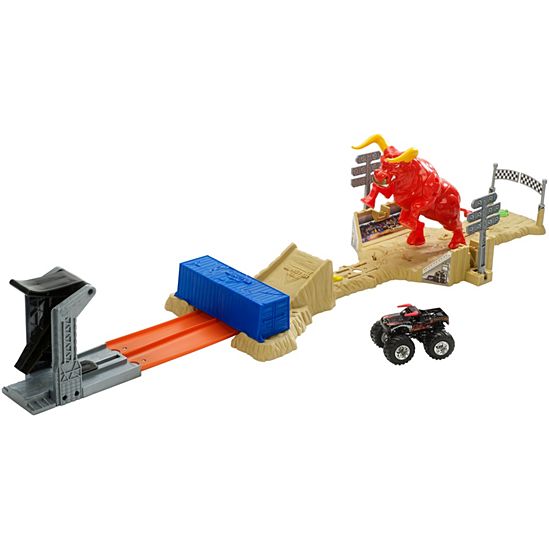 Hot Wheels Monster Jam El Toro Loco Showdown Play Set - vsd22